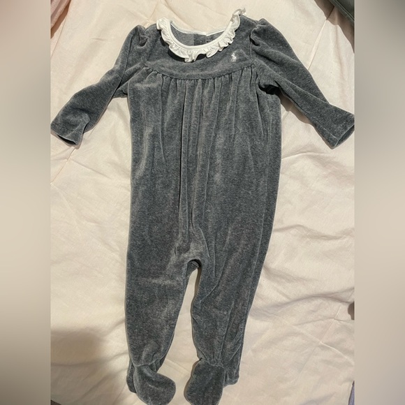 Ralph Lauren Onsie - Picture 1 of 2